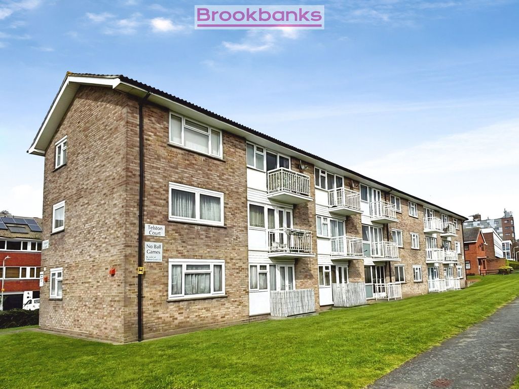 Property photo 2 of 10