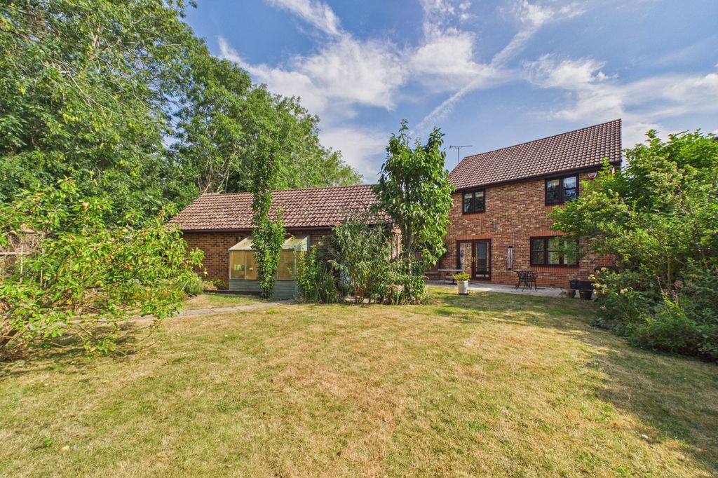 Property photo 1 of 18 Picture No. 11