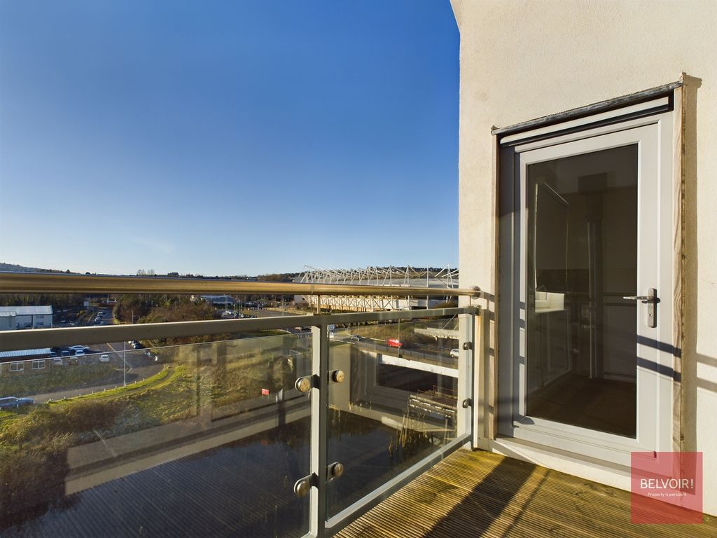 Property photo 2 of 19