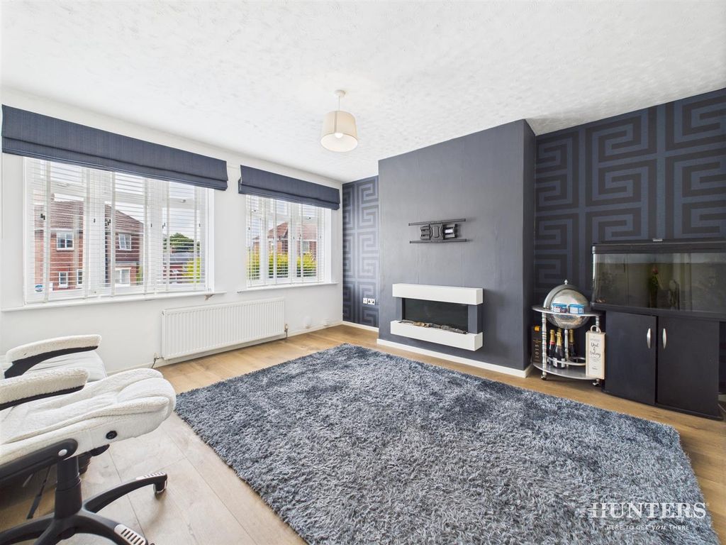 Property photo 3 of 25 Cam03792G0-Pr0267-Still003.Jpg