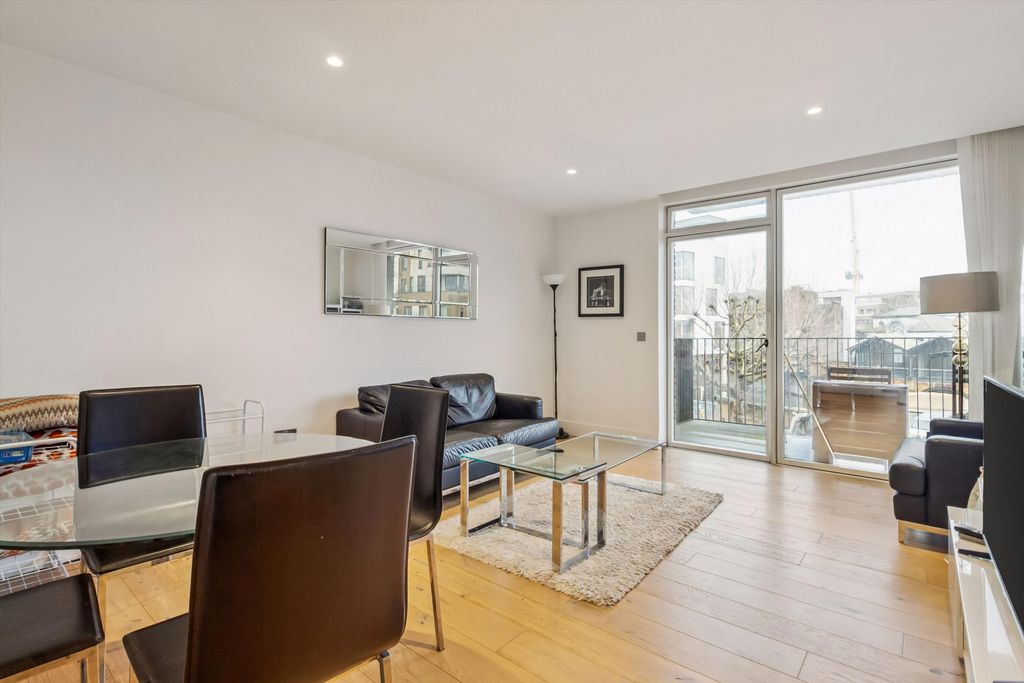 Property photo 3 of 12 Image