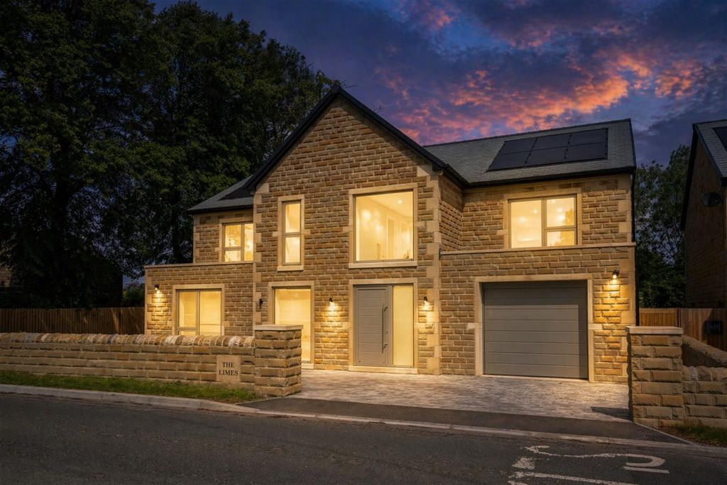 Property photo 1 of 26 Twilight.Png