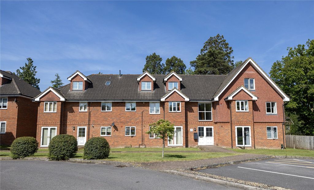 Property photo 1 of 18 Picture No. 32