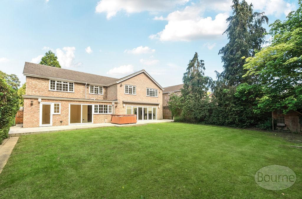 Property photo 2 of 18 80Ac4608-61B4-4c4...