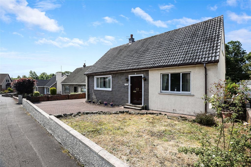 Property photo 1 of 17 Picture No. 03