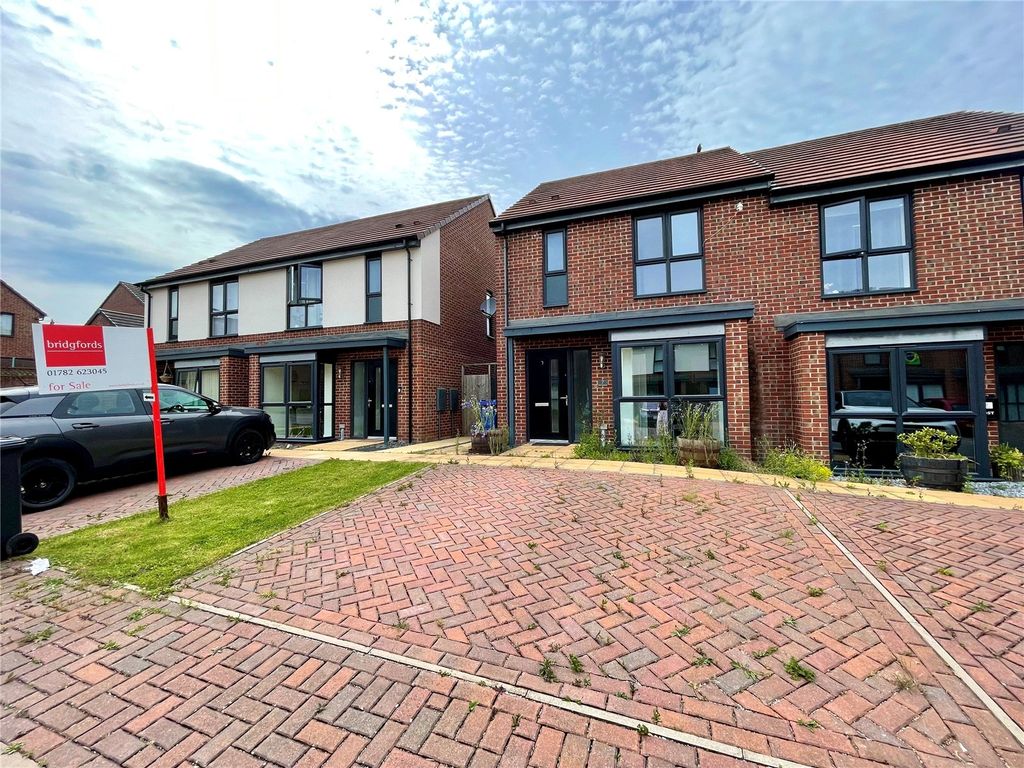 Property photo 1 of 12 Picture No. 01
