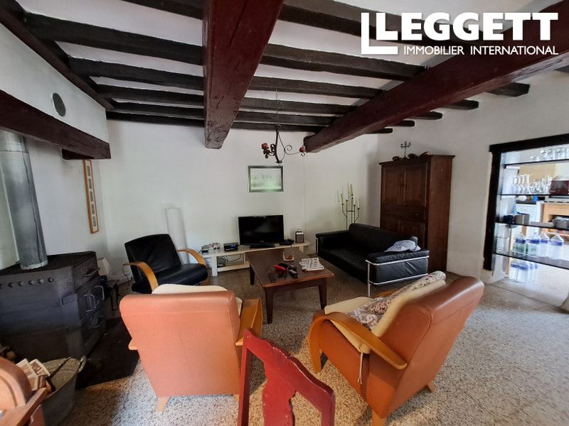 Property photo 3 of 10