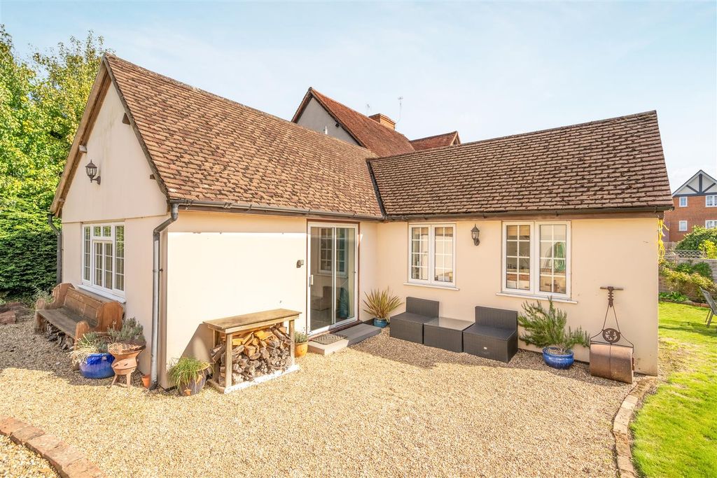 Property photo 1 of 5