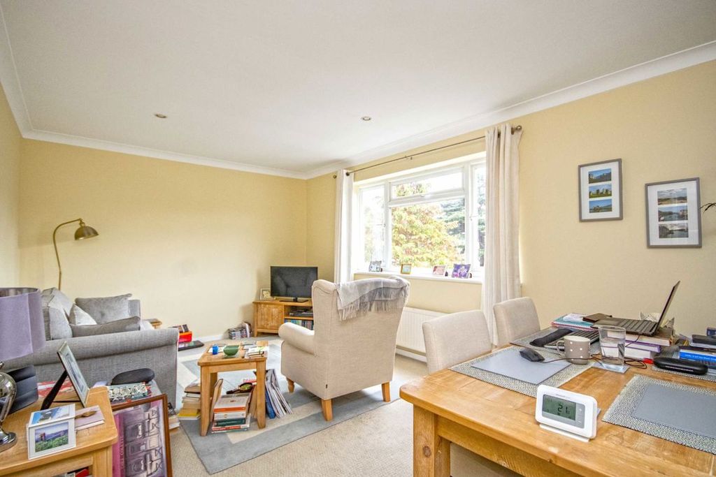 Property photo 3 of 5