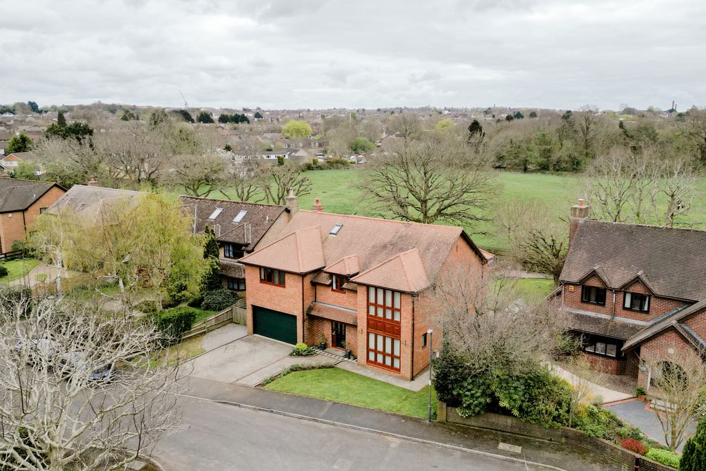 Property photo 3 of 37 3