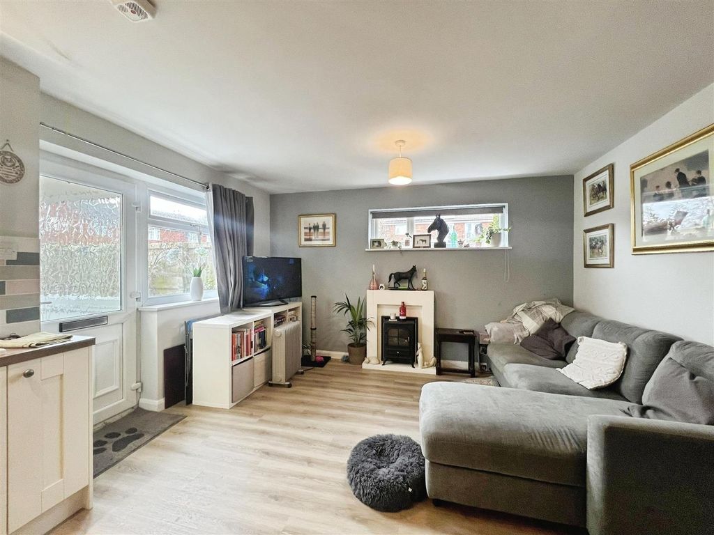 Property photo 3 of 7 User_Edited_Photo-Fa3Ef75c_User-Edited-34558459-4B