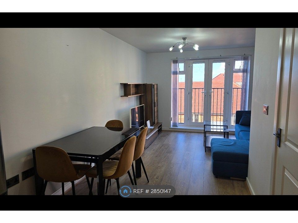 Property photo 2 of 12 Open Plan Living/Dining