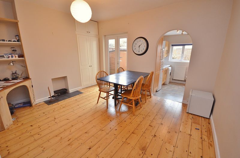 Property photo 2 of 9 Photo 5