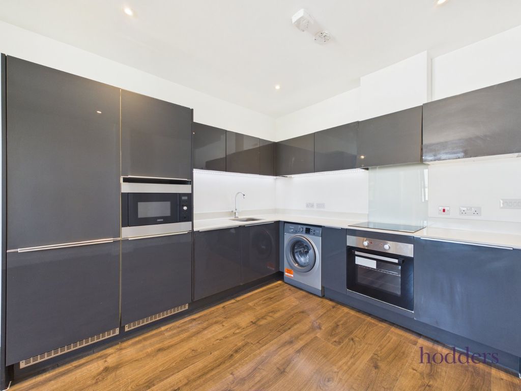 Property photo 2 of 10 Picture No. 05