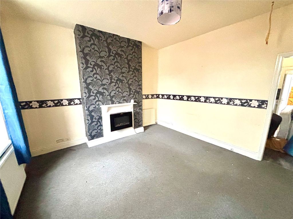 Property photo 3 of 8 Picture No. 07