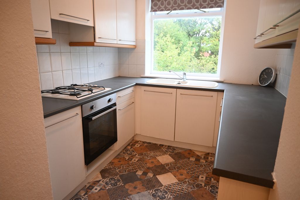 Property photo 2 of 11 Dsc_3912