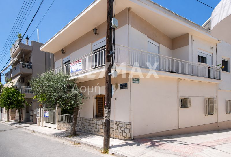 Property photo 2 of 50