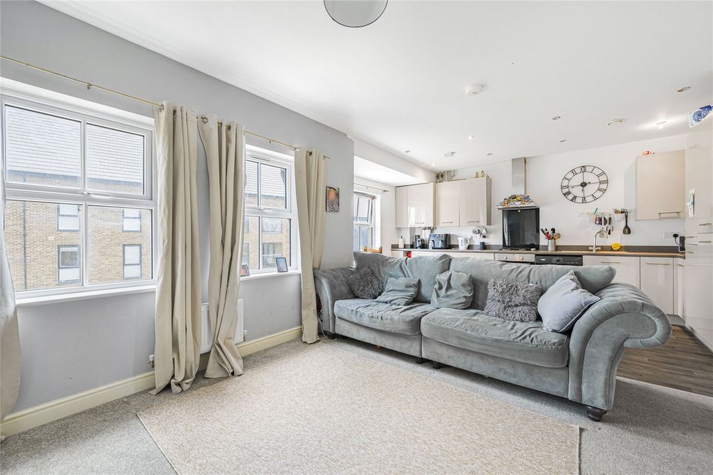 Property photo 3 of 16 Open Plan Living