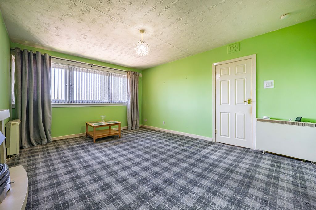 Property photo 2 of 29