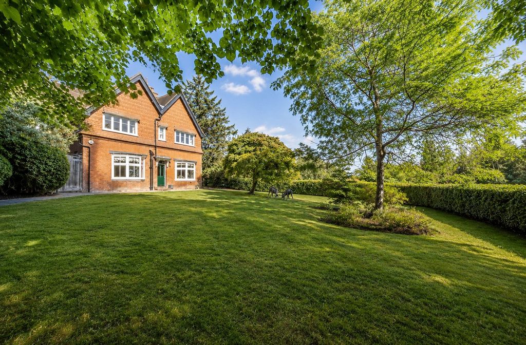 Property photo 1 of 28 Picture No. 44