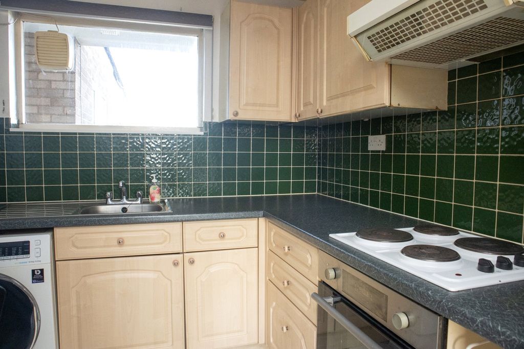 Property photo 3 of 8 Picture No. 08