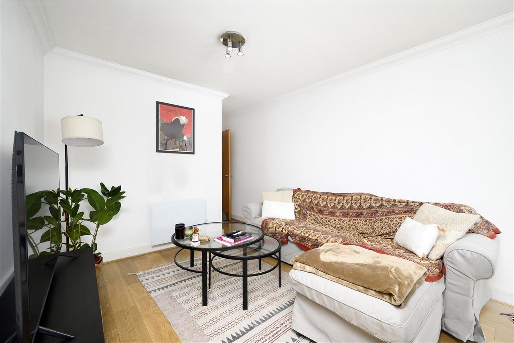 Property photo 2 of 11 P03 (30).Jpg
