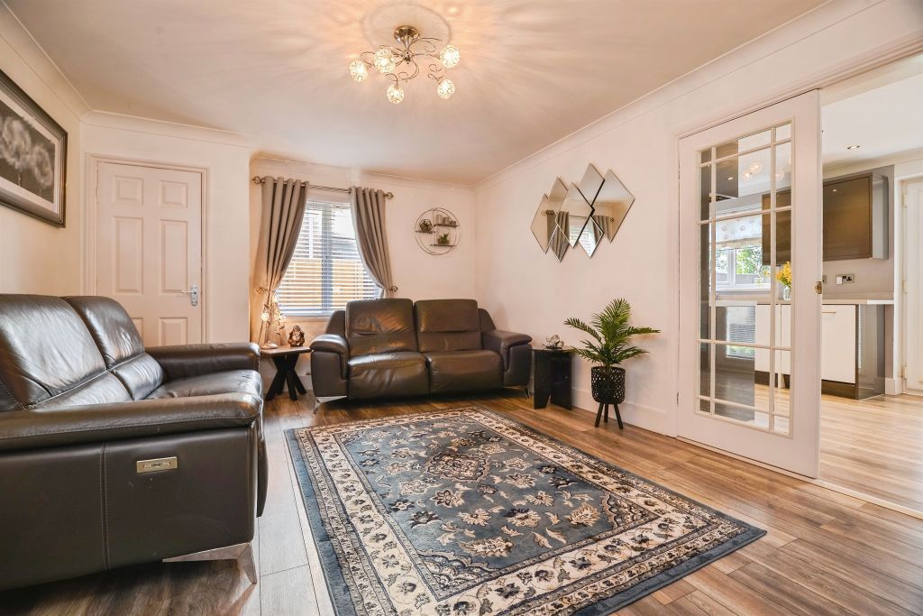 Property photo 3 of 22