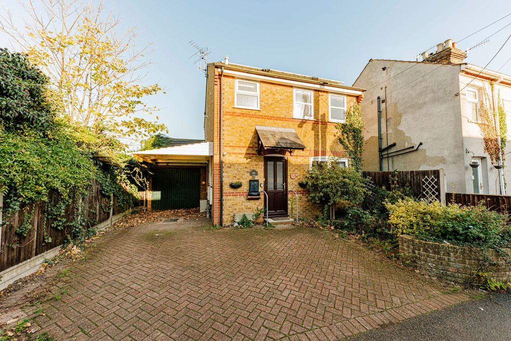 Property photo 1 of 23 Front (1)