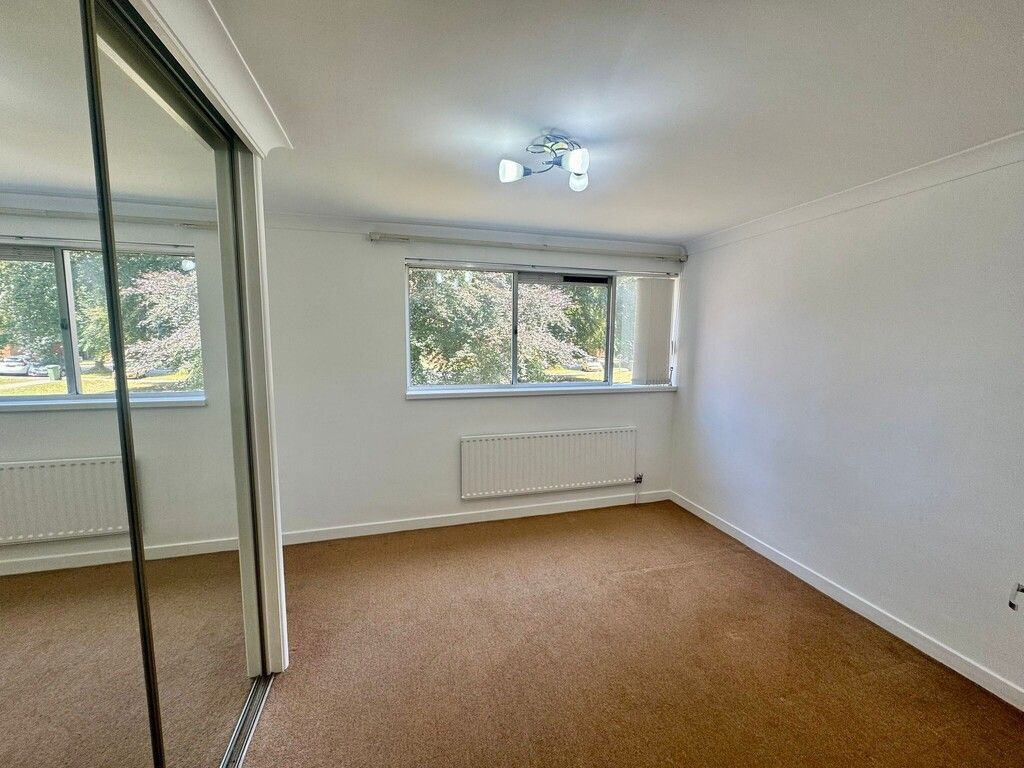 Property photo 3 of 7 Bedroom 2.Jpg