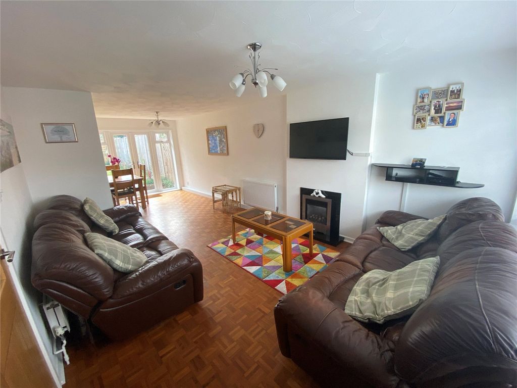 Property photo 2 of 20 Picture No. 06
