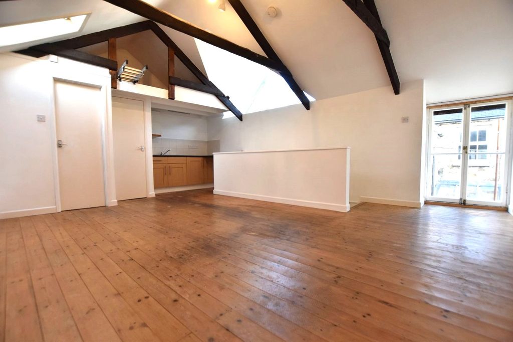 Property photo 1 of 5 Picture No. 12