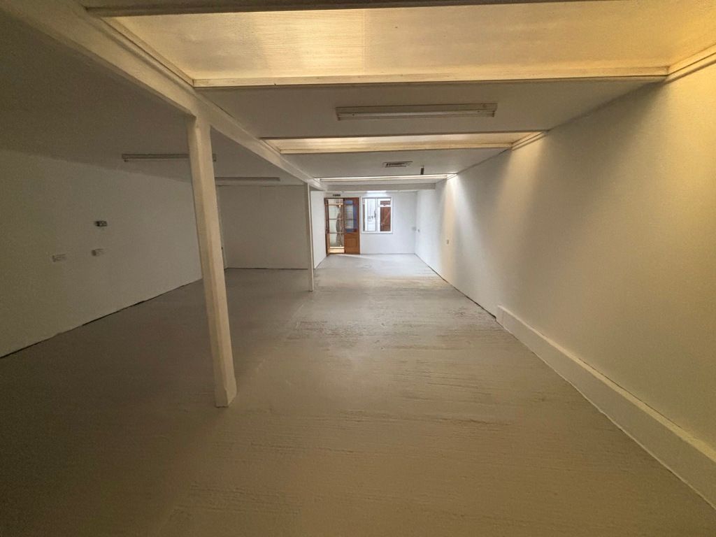 Property photo 2 of 5 Photo 2