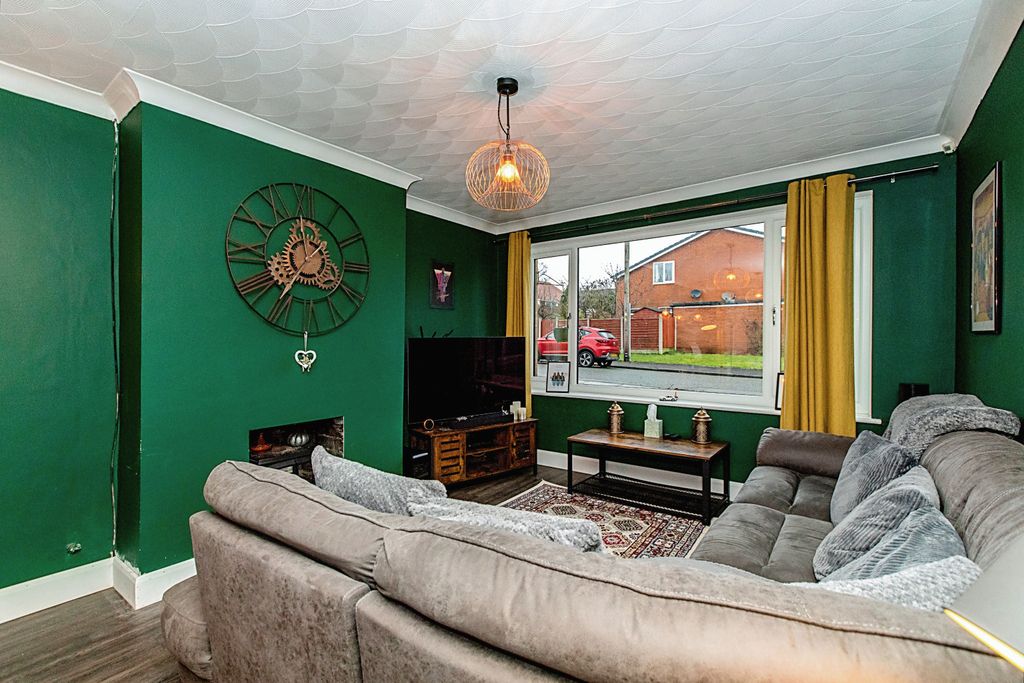 Property photo 3 of 15 Photography