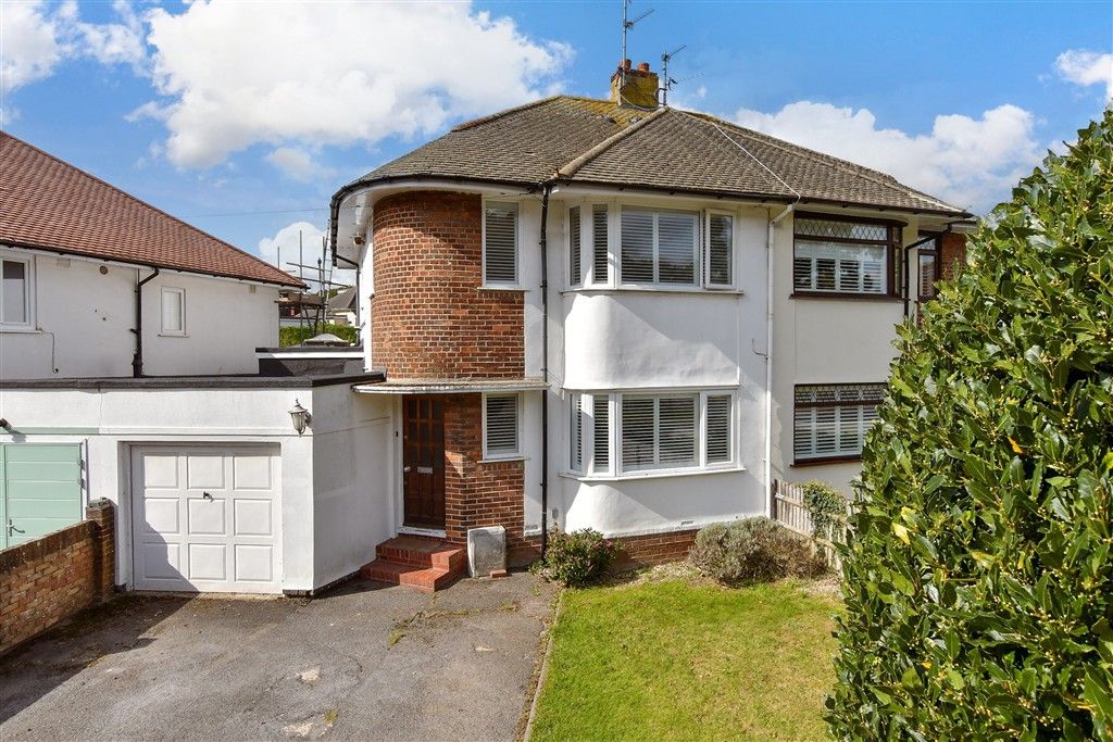 Property photo 3 of 17 External (Web)