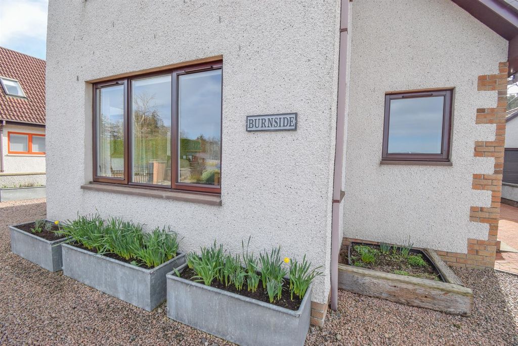 Property photo 3 of 25 Burnside-2.Jpg