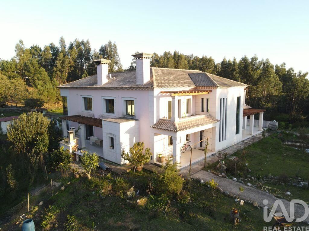 Property photo 1 of 22