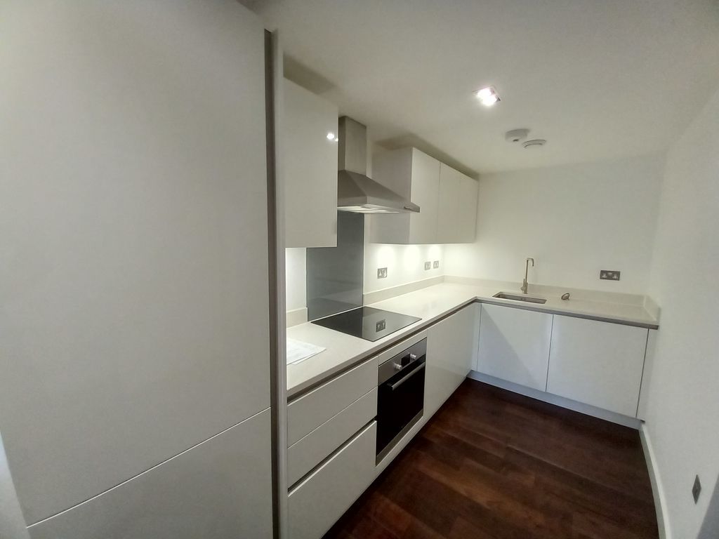 Property photo 2 of 5 Photo 5