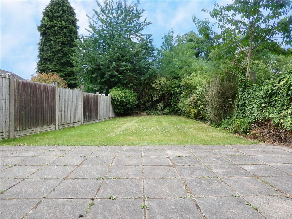Property photo 2 of 21