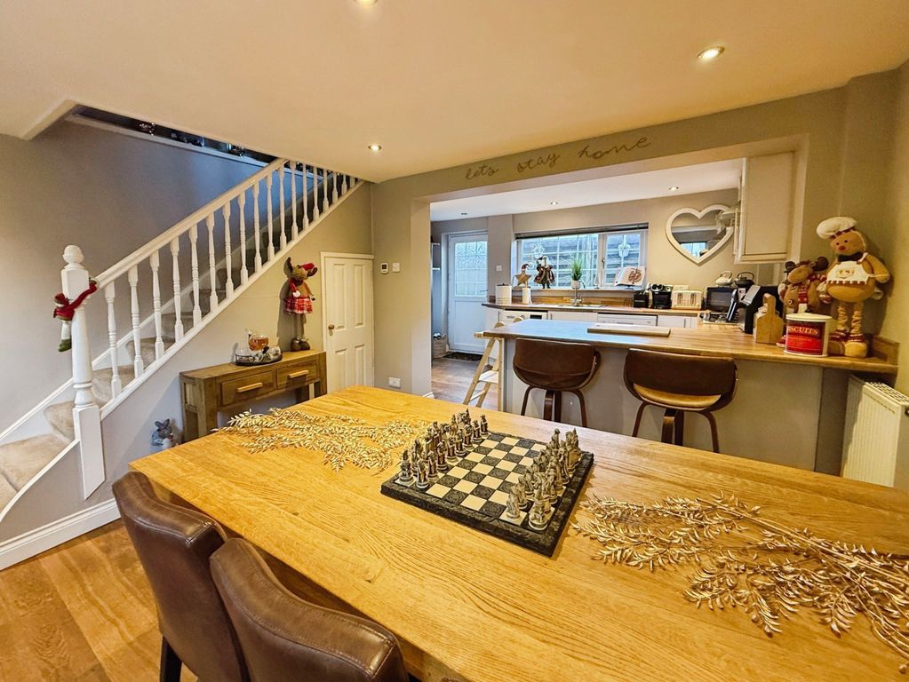 Property photo 2 of 21