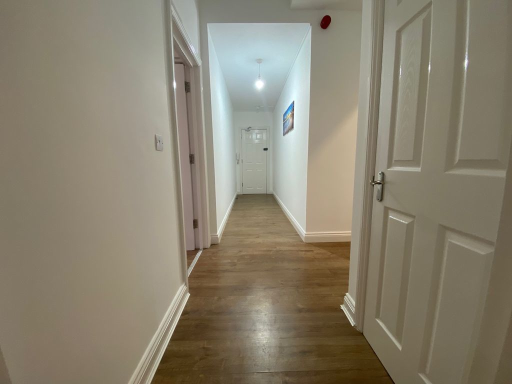 Property photo 3 of 6 Img_7732