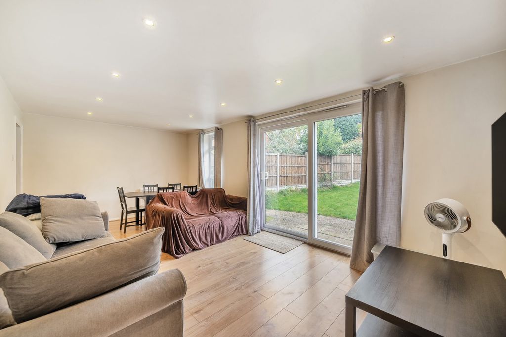 Property photo 2 of 8 Picture No. 02