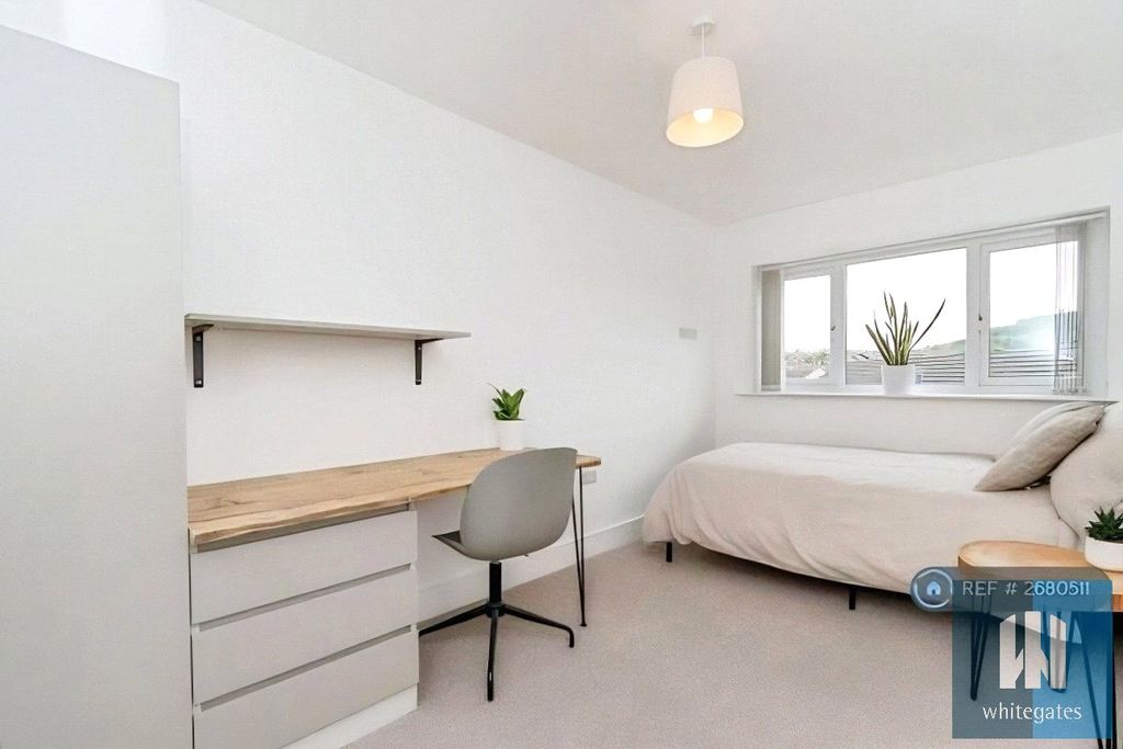 Property photo 2 of 17 Picture No. 07