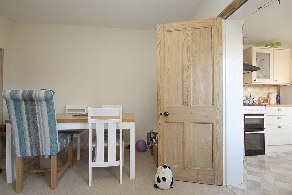 Property photo 3 of 6 3.Jpg