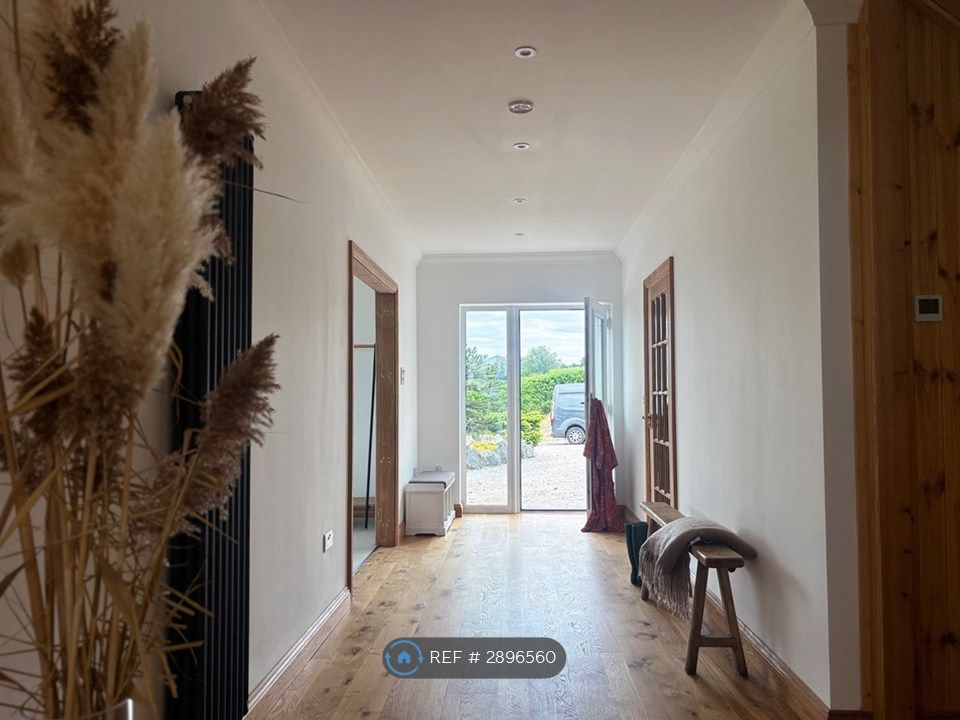 Property photo 2 of 30 Hall