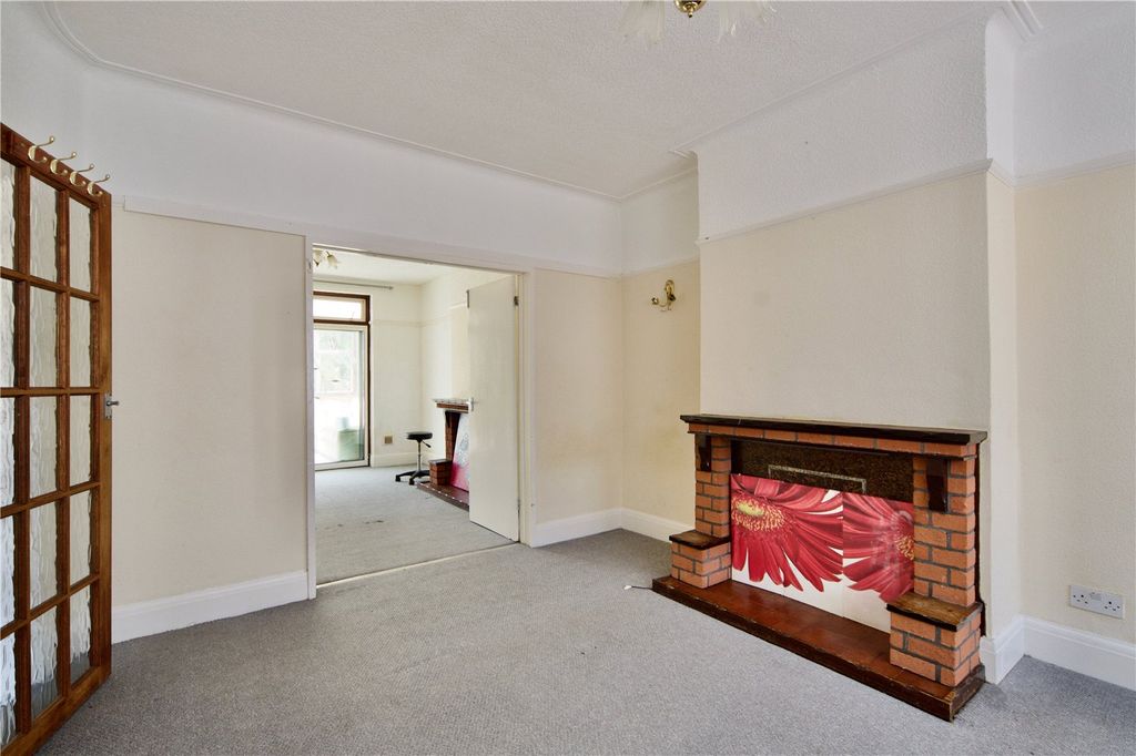 Property photo 3 of 25 Picture No. 15