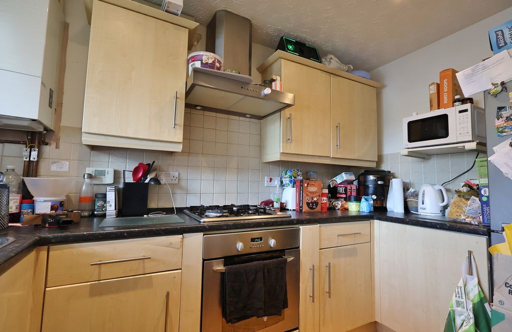 Property photo 3 of 24