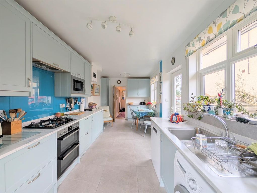 Property photo 2 of 25 Whatsapp Image 2026-02-27 At 19.03.24 (4).Jpeg