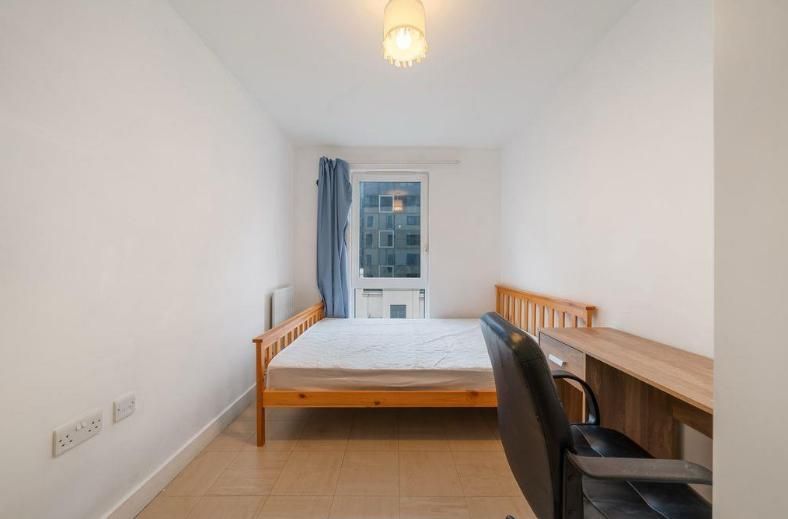 Property photo 3 of 11