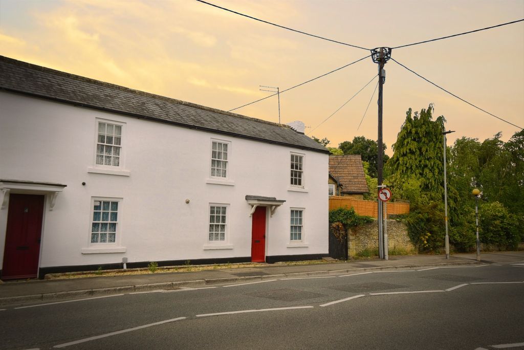 Property photo 1 of 18