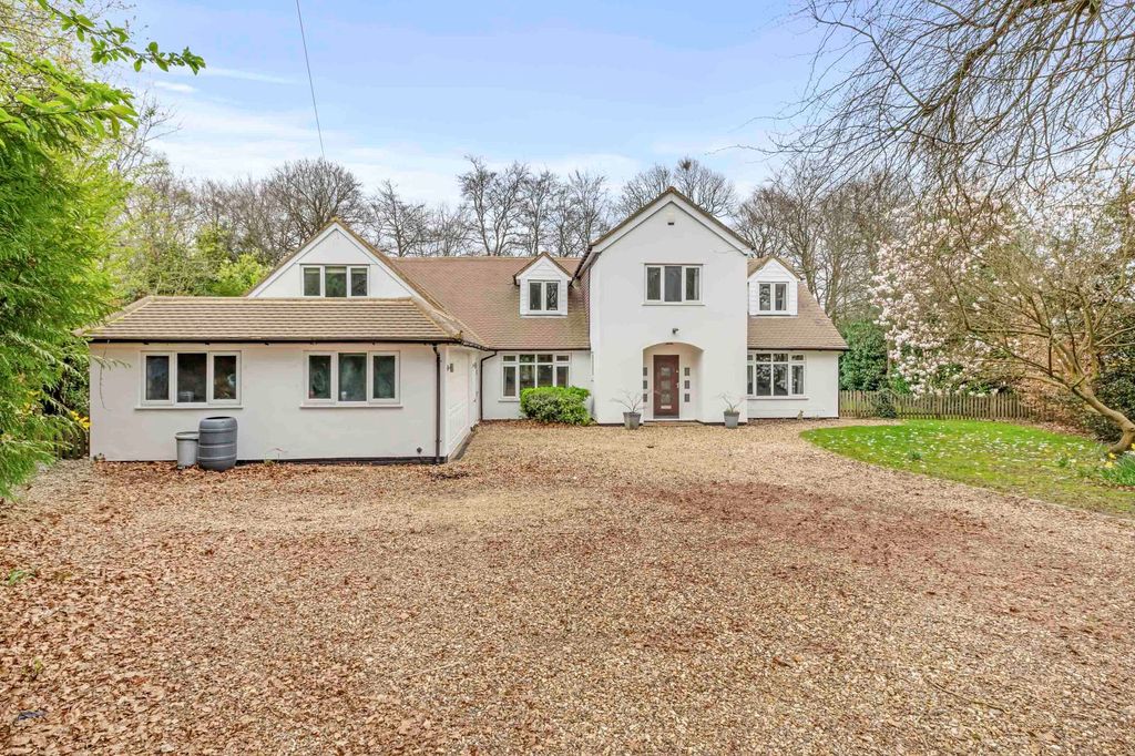 Property photo 2 of 25